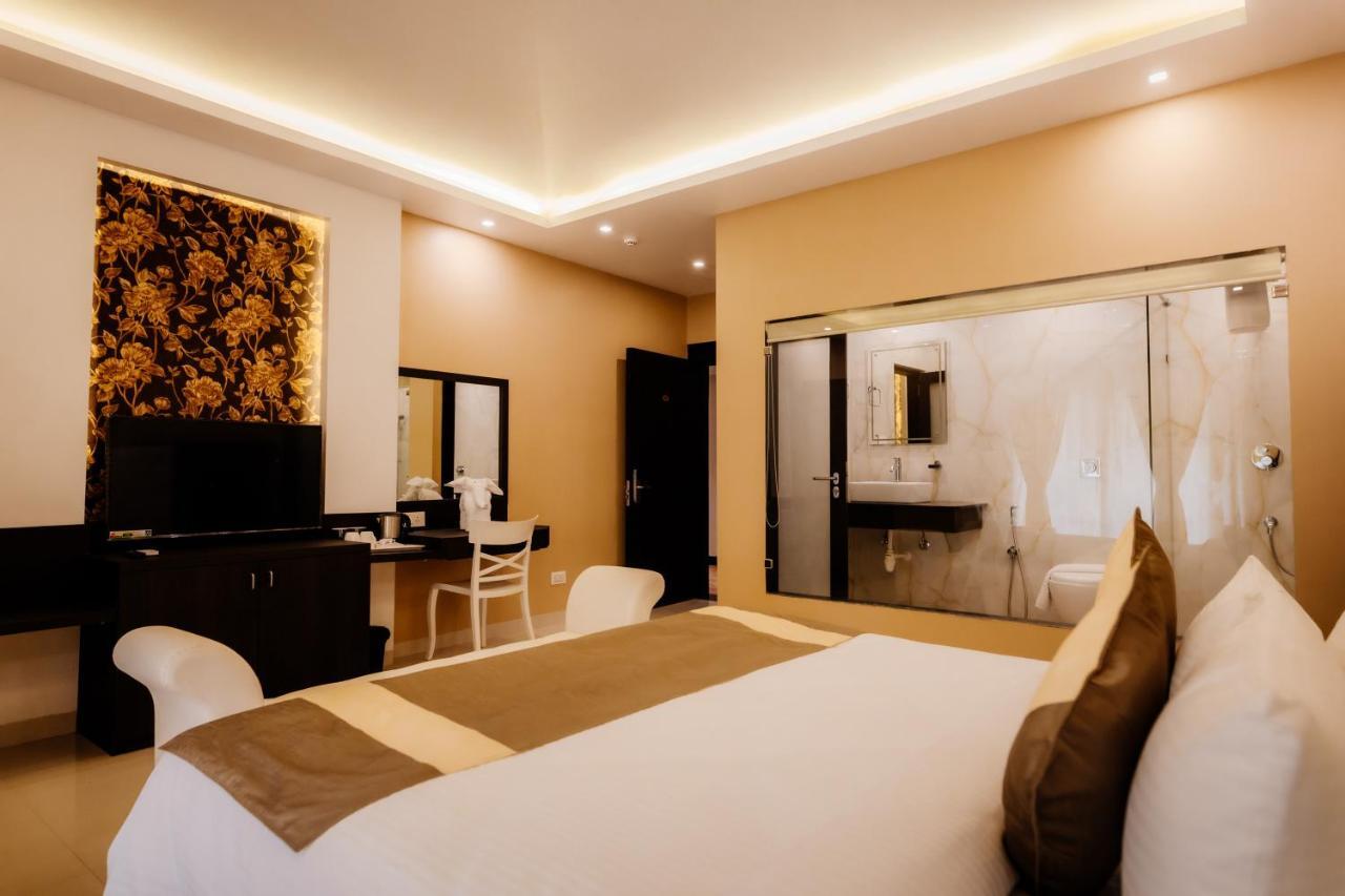 Krishna Beach Resort & Spa Colva Exteriör bild