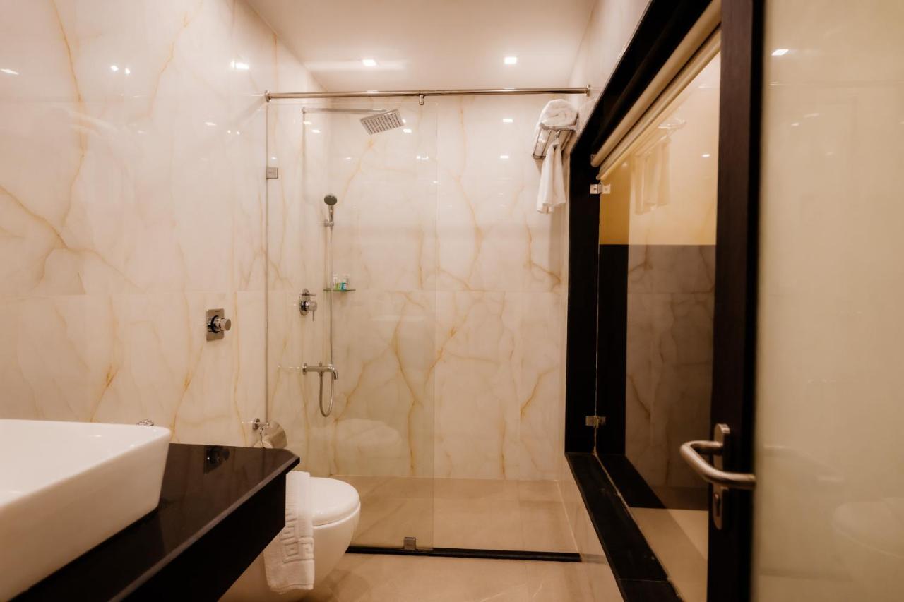 Krishna Beach Resort & Spa Colva Exteriör bild