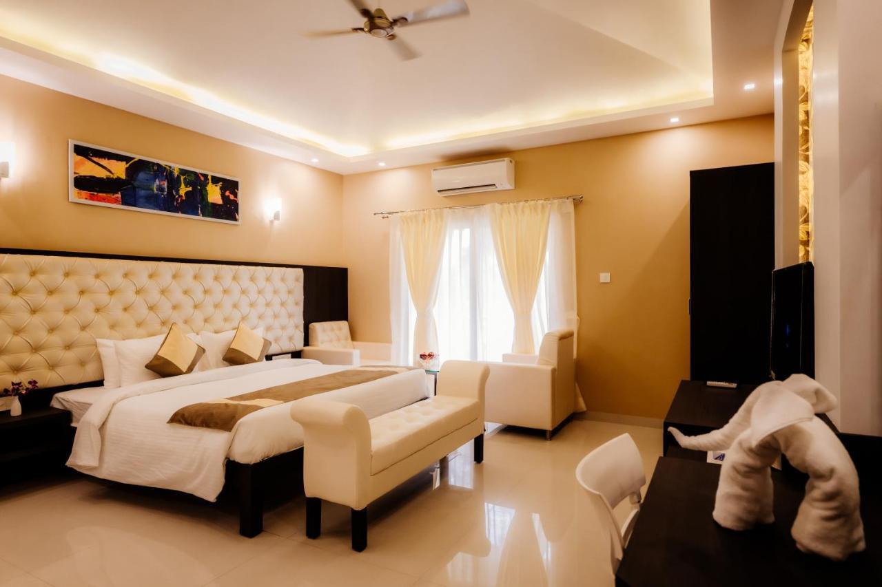 Krishna Beach Resort & Spa Colva Exteriör bild